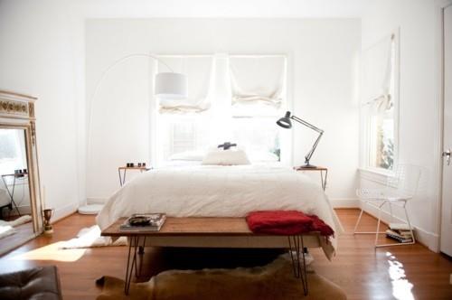 ιδέες κρεβατοκάμαρα εκλεκτική γούνα χαλί λευκό υπνοδωμάτιο