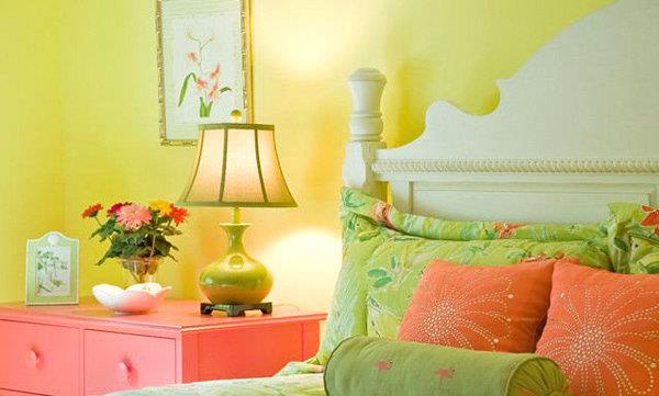 Χρώματα τοίχου στο υπνοδωμάτιο παιχνιδιάρικο χαρούμενο σχέδιο κίτρινο πράσινο πορτοκαλί