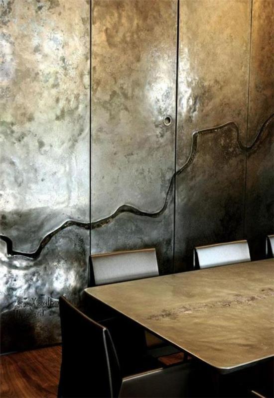 Χρώμα τοίχου με ξύλινο τραπέζι τραπεζαρίας σχεδιασμό τοίχου με μεταλλικό αποτέλεσμα