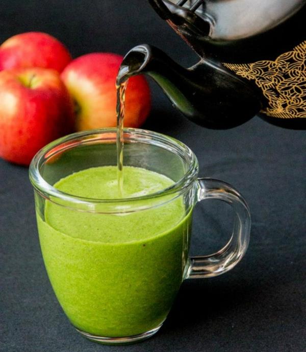 Ζεστά smoothies Χειμώνας πίνει πράσινο τσάι μήλου Matcha