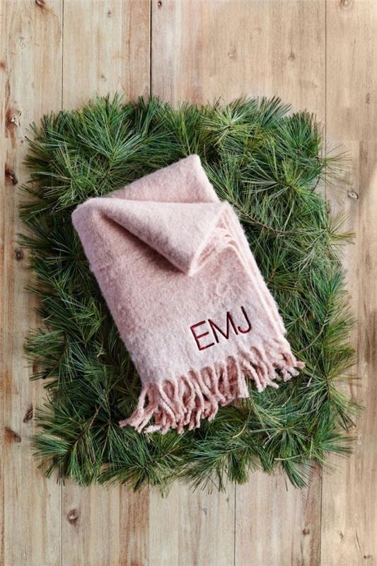 Χριστουγεννιάτικα δώρα για τη μαμά εξατομικευμένο δώρο ζεστό μαντήλι με αρχικά
