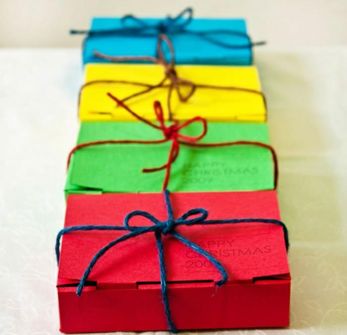 Τύλιγμα Χριστουγεννιάτικων δώρων Περιτύλιγμα δώρων Τυλίξτε όμορφα δώρα για να σχεδιάσετε το δικό σας κουτί