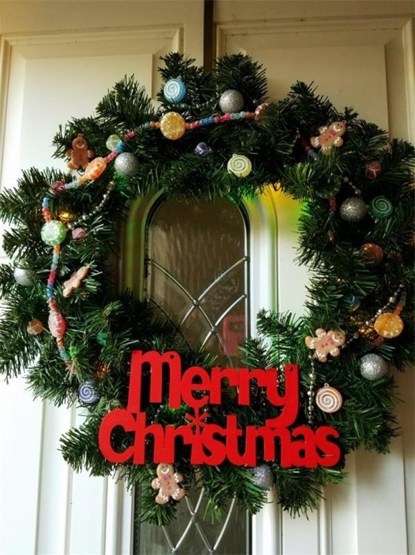 Χριστουγεννιάτικο στεφάνι πόρτα αλυσίδα κουζίνας