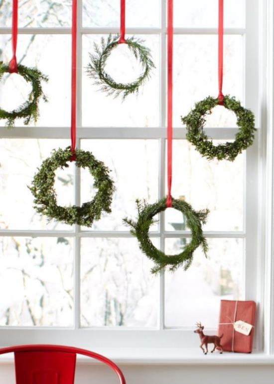 Χριστουγεννιάτικο στεφάνι όμορφη διακόσμηση για ιδέες διακόσμησης τοίχου πόρτας παραθύρου