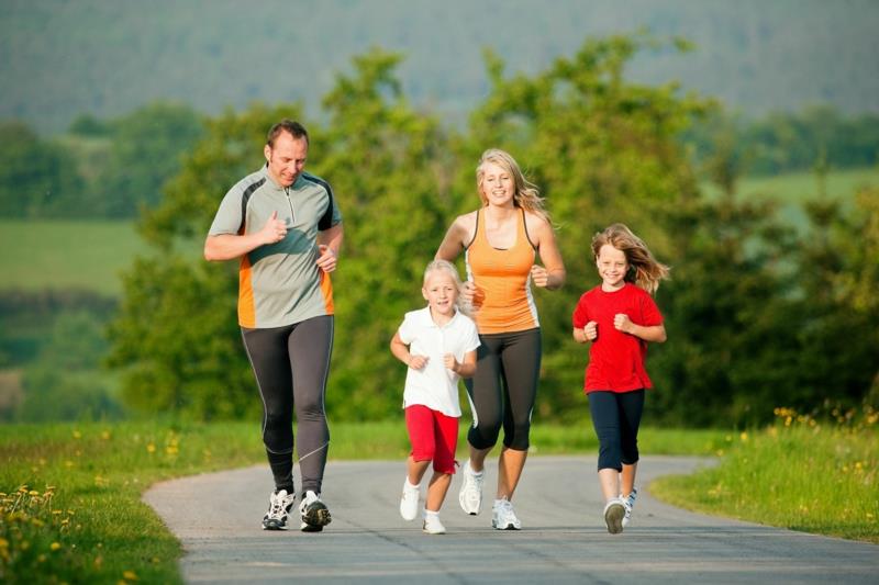 Πώς μπορούν τα παιδιά να χάσουν βάρος τρέχοντας μαζί