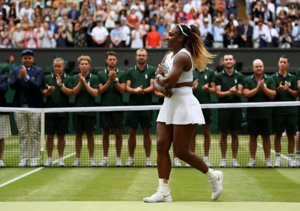 Η Serena Williams του Wimbledon 2019 έχασε τη δεύτερη θέση στον τελικό από τη Simona Halep