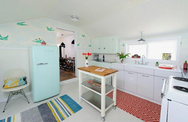 Ζωντανές ιδέες για συνδυασμό χρωμάτων τοίχου σαλόνι κουζίνας