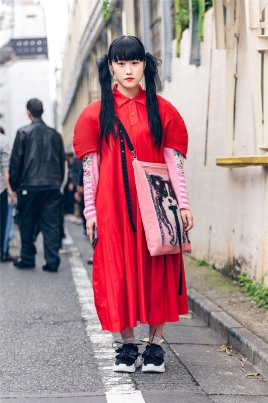 Υπέροχα κόκκινα φορέματα - τάσεις της μόδας street fashion
