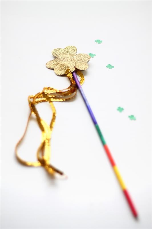 Magic wand tinker with children for Halloween or Mardi Gras - ιδέες και οδηγίες klee zauberstab Glücksfee