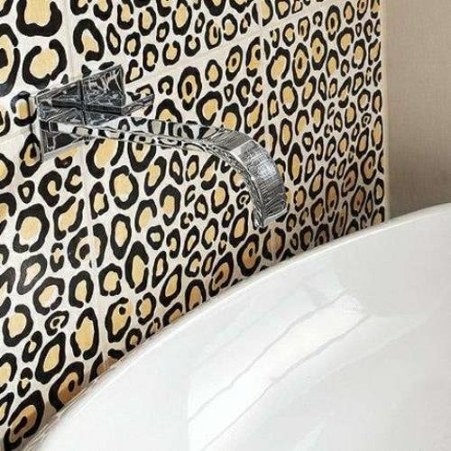 Μπάνιο τοίχου με λεοπάρδαλη με ζέβρα