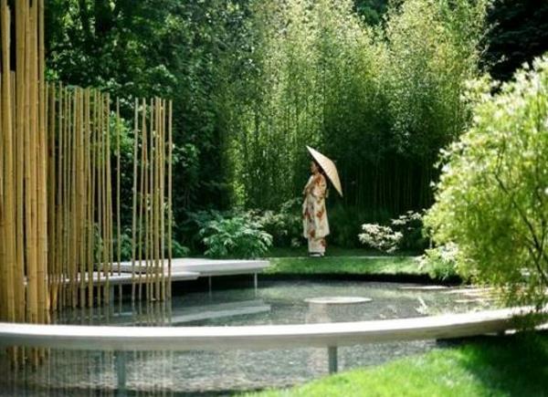Ο κήπος Zen δημιουργεί μπαμπού ιαπωνικούς κήπους