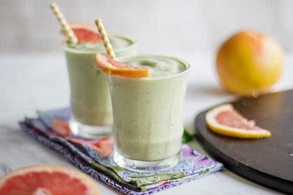 shake αδυνατίσματος Προετοιμάστε πράσινα smoothies