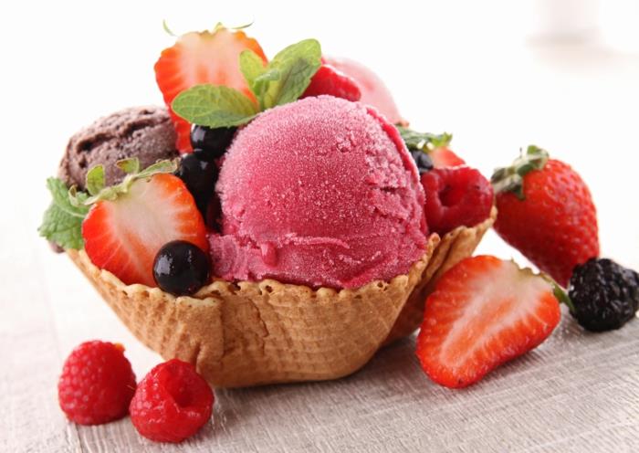 χάστε βάρος με παγωτό σοκολάτα φρέσκα καλοκαιρινά φρούτα