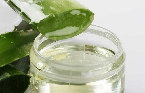 Aloe Vera nuo spuogų rožinės