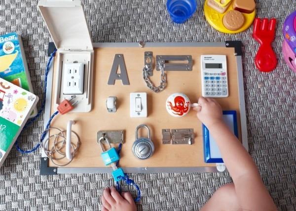 πίνακας δραστηριοτήτων diy παιδικά παιχνίδια ιδέες δροσερά παιδικά παιχνίδια