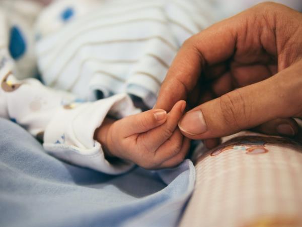aditya romansa baby sleep unsplash