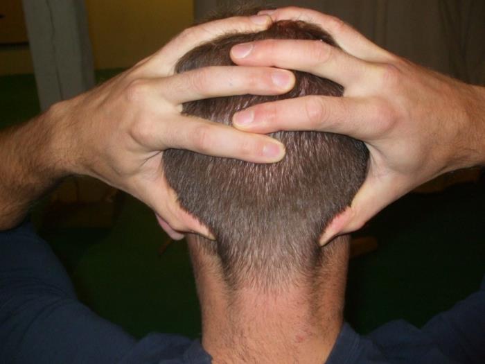 μασάζ feng chi acupressure