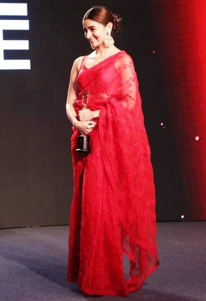 Alia bhatt karšti vaizdai