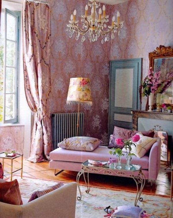 σκοτεινό ροζ χρώμα τοίχου σαλόνι κλασικό vintage λαμπτήρα δαπέδου πολυέλαιου