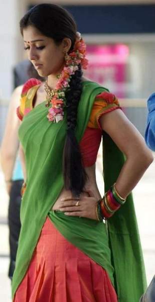 Nayanthara Yarım Saree