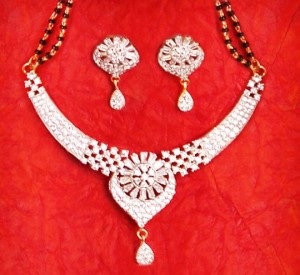 Büyük Kolye Amerikan Pırlanta Stud Mangalsutra
