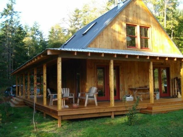 αμερικάνικο ξύλινο σπίτι με βεράντα χτίζουν ξύλινες σανίδες