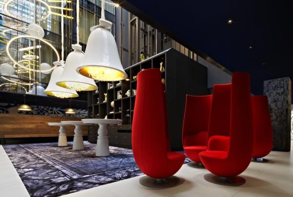 Άμστερνταμ σημεία ενδιαφέροντος ξενοδοχείο andaz lobby κόκκινες πολυθρόνες