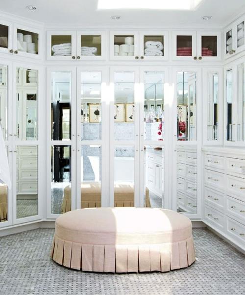 γκαρνταρόμπα μόδα γυναικείο λευκό κομψό καναπέ καθρέφτη