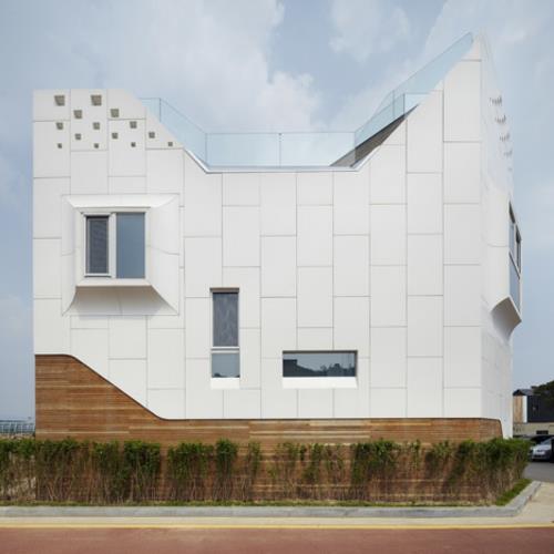 ελκυστικό λευκό σπίτι σχεδιαστών δομή κτιρίου της Νότιας Κορέας