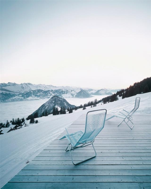 εξαιρετικές εξοχικές κατοικίες ελβετική ορεινή κατοικία χιονισμένο τοπίο