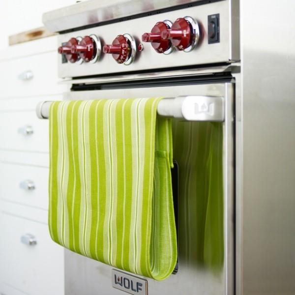 αρωματίστε την κουζίνα με πετσέτες τσαγιού