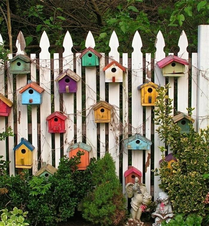 Φτιάξτε φανταχτερά διακοσμητικά κήπου μόνοι σας φράχτες κήπου με φρέσκα διακοσμητικά