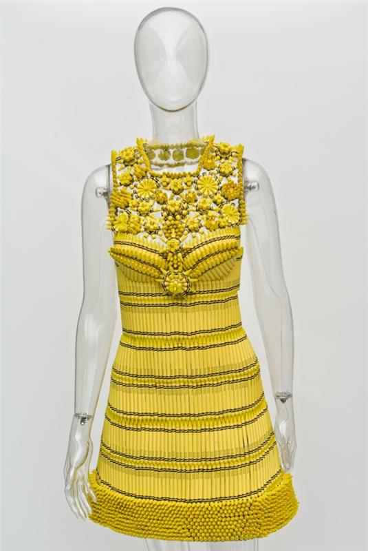 φανταχτερά ρούχα χρωματιστά μολύβια κίτρινο φόρεμα