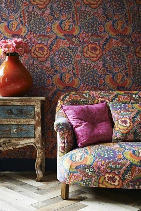 ασυνήθιστη ταπετσαρία υπέροχος πολύχρωμος καναπές