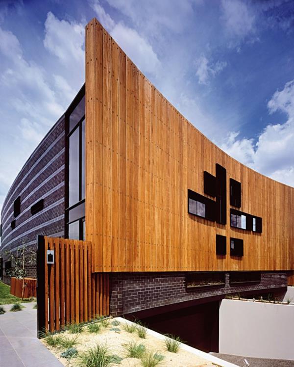 Αυστραλιανός τοίχος από ξύλο πρόσοψης από τούβλο με πρόσοψη