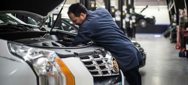 Οδηγήστε το αυτοκίνητο απαλά για τον κινητήρα