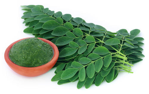 Moringa nuo spuogų