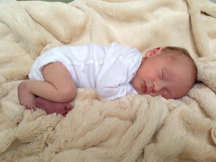 μωρό κουβέρτα κοιμάται πετάει απαλά