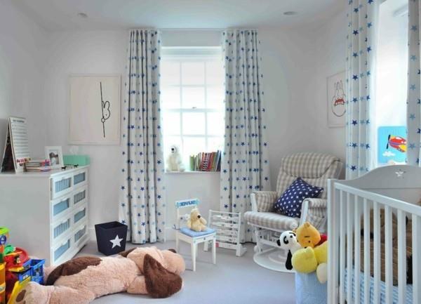 μωρό δωμάτιο αγόρι ιδέες κουρτίνες αστέρια ελαφρύ δάπεδο μικρό βρεφικό δωμάτιο
