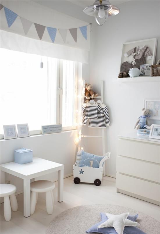 Ολοκληρωμένο παιδικό δωμάτιο με νεαρό χώρο παιχνιδιού μπλε λευκό