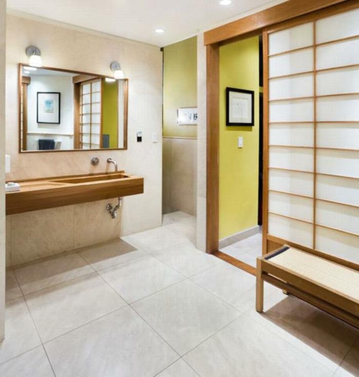 έπιπλα μπάνιου ιαπωνικά μινιμαλιστικό στυλ οθόνης ανοιχτόχρωμο ξύλο