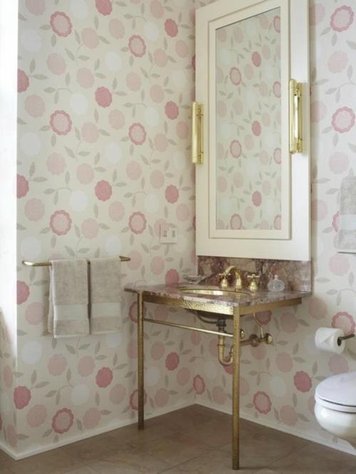 έπιπλα μπάνιου γυναικεία νεροχύτη ταπετσαρία τοίχου ροζ χρυσός καθρέφτης