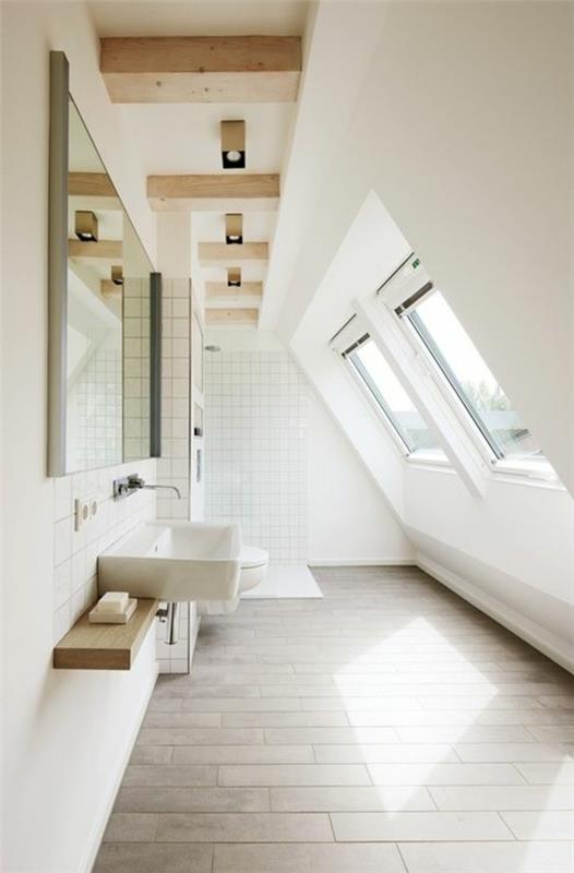 Σχεδιασμός μπάνιου για μικρές ιδέες σχεδιασμού μπάνιου μοντέρνο ξύλινο δάπεδο από παράθυρο
