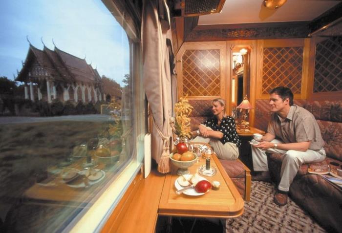 ταξίδι τρένου Ινδία πολυτελές τρένο Σιγκαπούρη