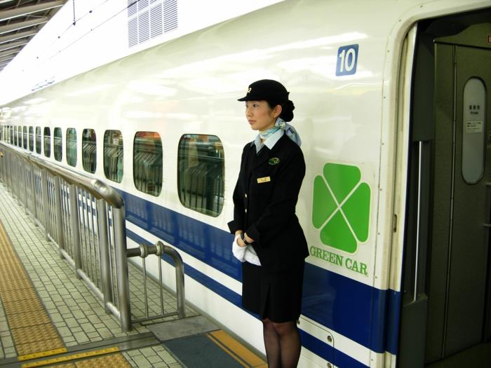 ταξίδι με τρένο j r Japan green