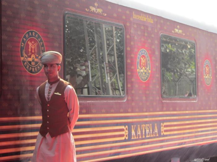 ταξίδι με τρένο taj mahal maharadja travel