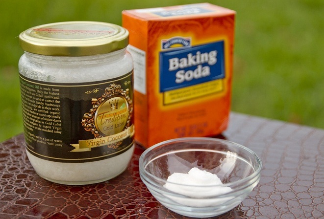 Kokosų aliejus ir kepimo soda nuo spuogų