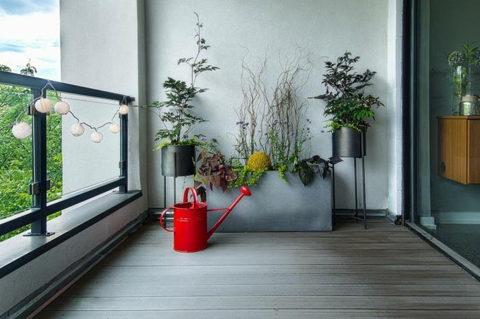 κάντε ιδέες για μπαλκόνι μόνοι σας σχεδιασμός κήπου σχεδιασμός βεράντας πρακτικές ιδέες κόκκινο ποτιστήρι