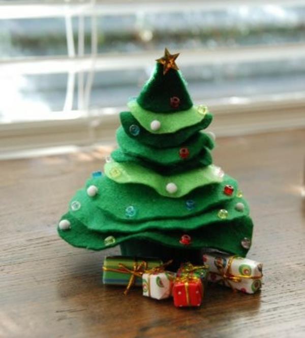 tinker-with-feel-craft-templates-fir-tree