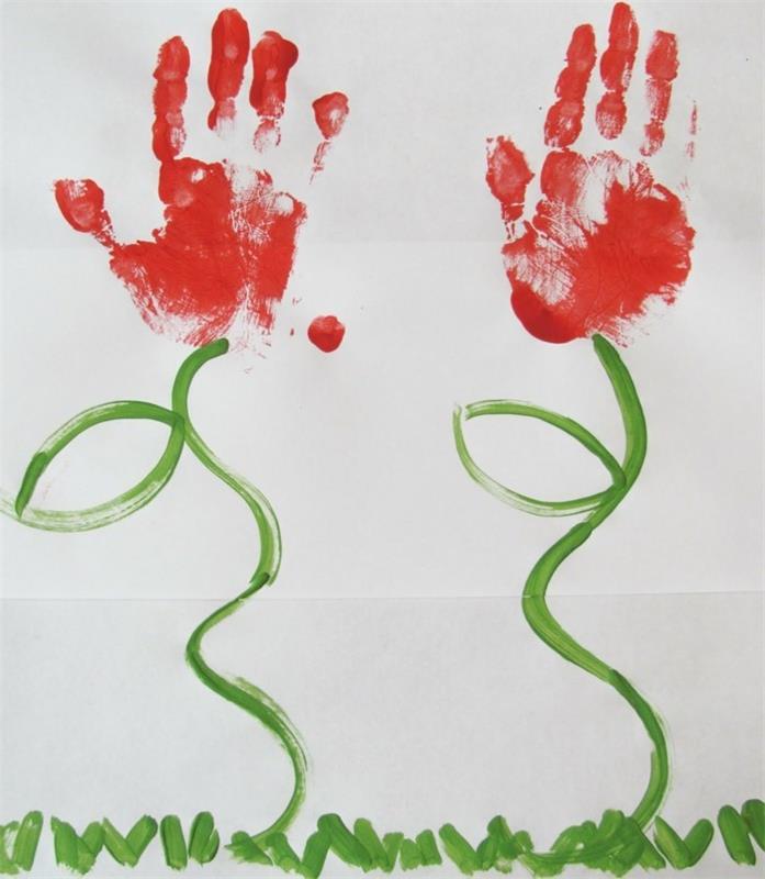 φτιάξτε ασυνήθιστα λουλούδια από αποτυπώματα χεριών με παιδιά